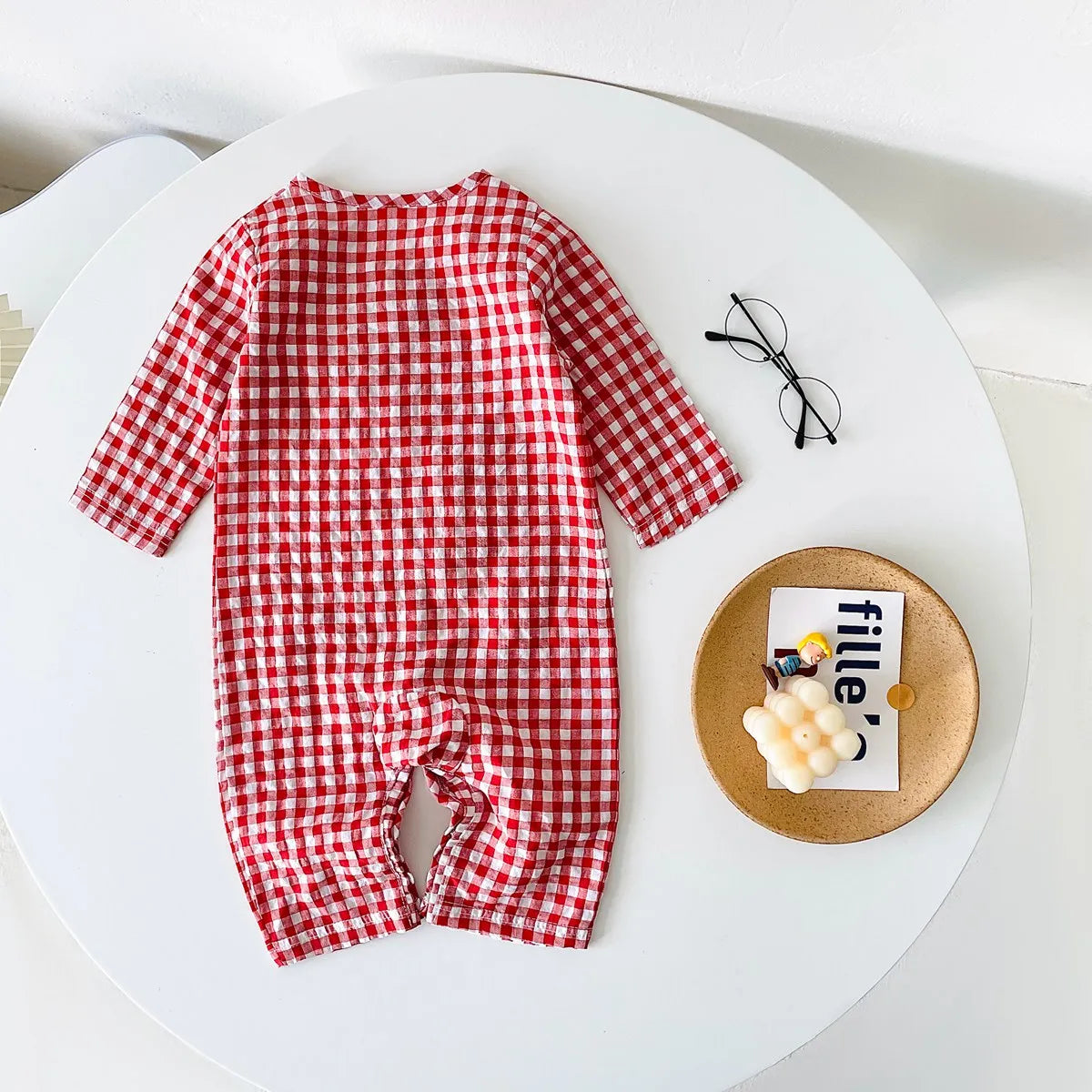 Keep your baby boy comfy and stylish with these cotton long sleeve rompers—perfect for toddlers aged 0-1 year! -