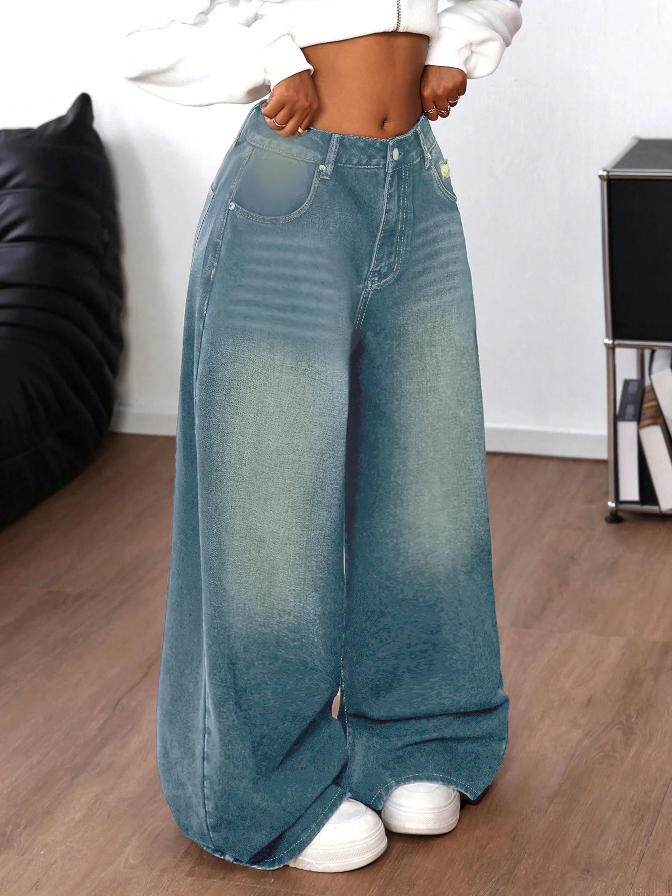 Stay cool and comfy in these trendy baggy jeans for women! -