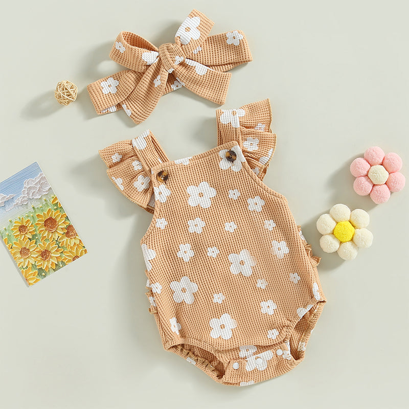 Keep your baby girl stylish and comfortable with this casual floral print suspender jumpsuit set—perfect for infants and newborns 0-18M! -