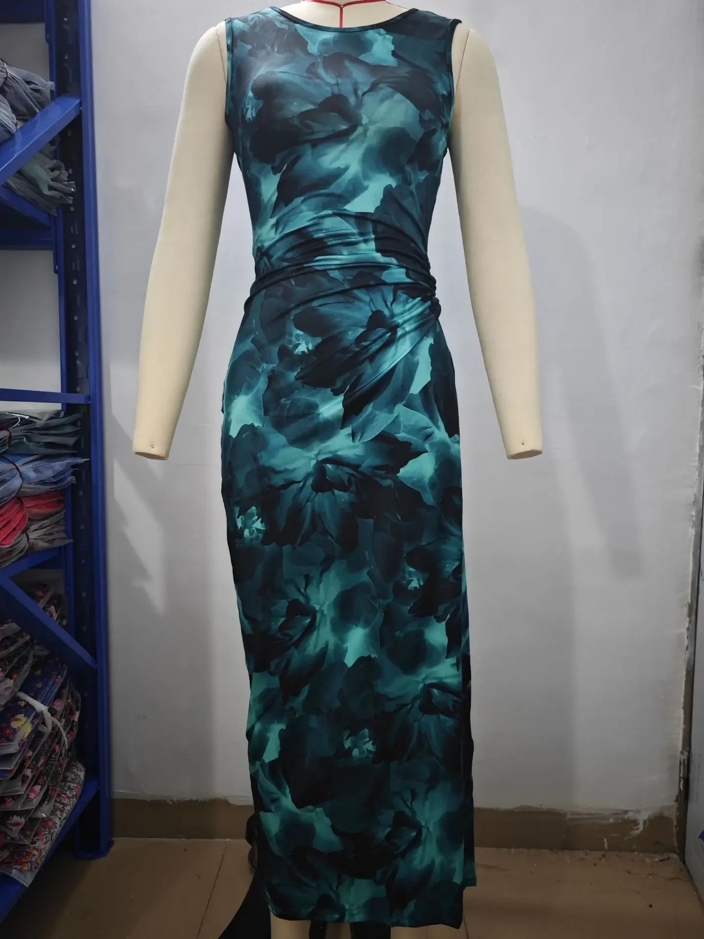 Women's Round Neck Style Slimming Sleeveless Dress With Split Bottom -
