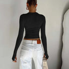 Upgrade your casual look with this fashionable women's long sleeve crew neck t-shirt—a versatile and stylish addition to your wardrobe! -