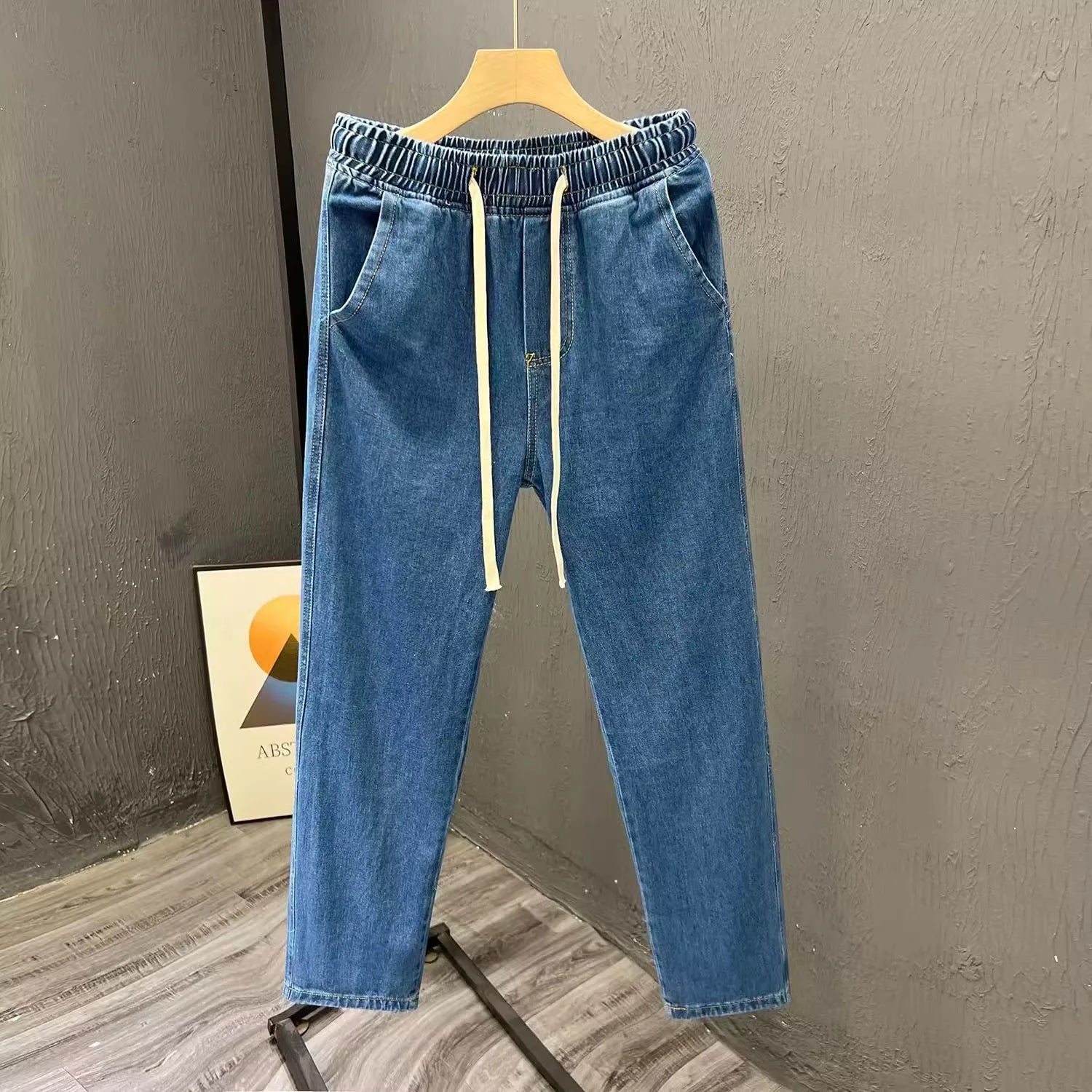 Men's Casual Loose Straight Leg Jeans -