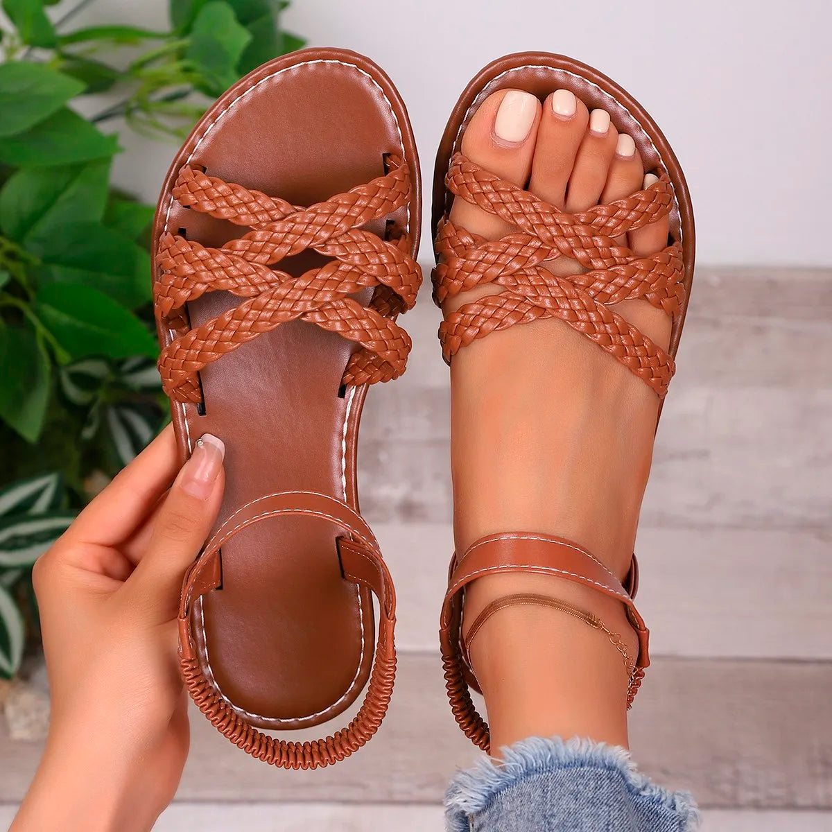 Shoes for Women 2025 Summer New Women Flat Sandals Bottom Roman Strap Sandals with Non Slip Rubber Soles Ladies Daily Sandalia -