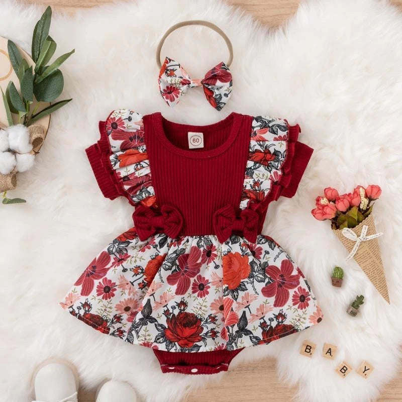 Dress your baby girl in adorable comfort with this striped cotton jumpsuit featuring a sweet bowknot—perfect for newborns! -