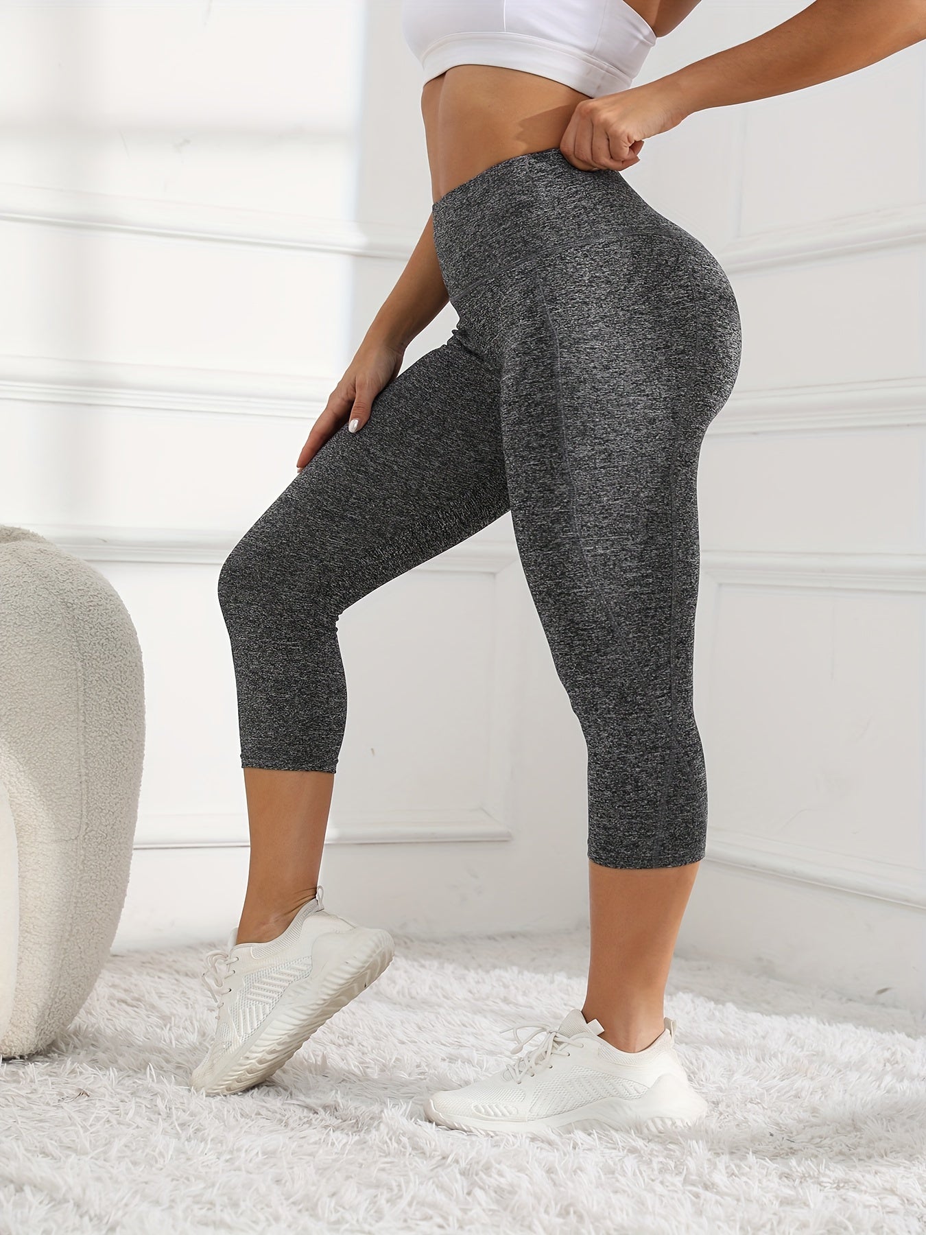 Women's High-Waisted 7/8 Length Leg Workout Leggings - Full-Length Leg Muscle-Building Gym Pants with Pockets, Solid Green Yoga Pants for Cycling, Pilates, Training | All-Season Fitness Pants with 7/8th Leg Coverage, Smooth T -