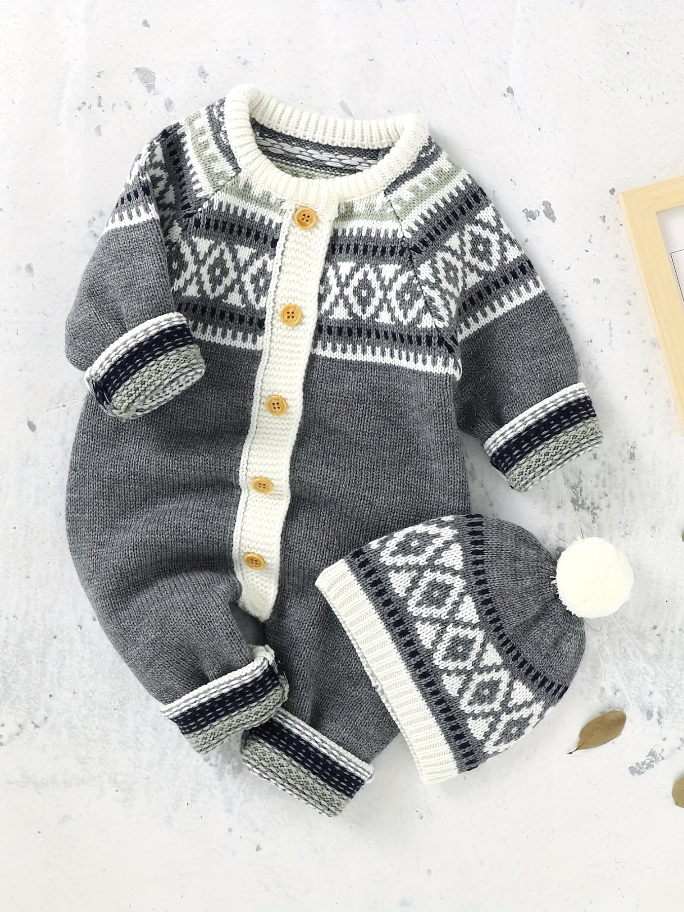 Newborn Infant Geometric Pattern Sweater Romper Long Sleeve Button Jumpsuit & Hat For Toddler Baby Boys And Girls, Suitable For Indoor And Outdoor Wear -